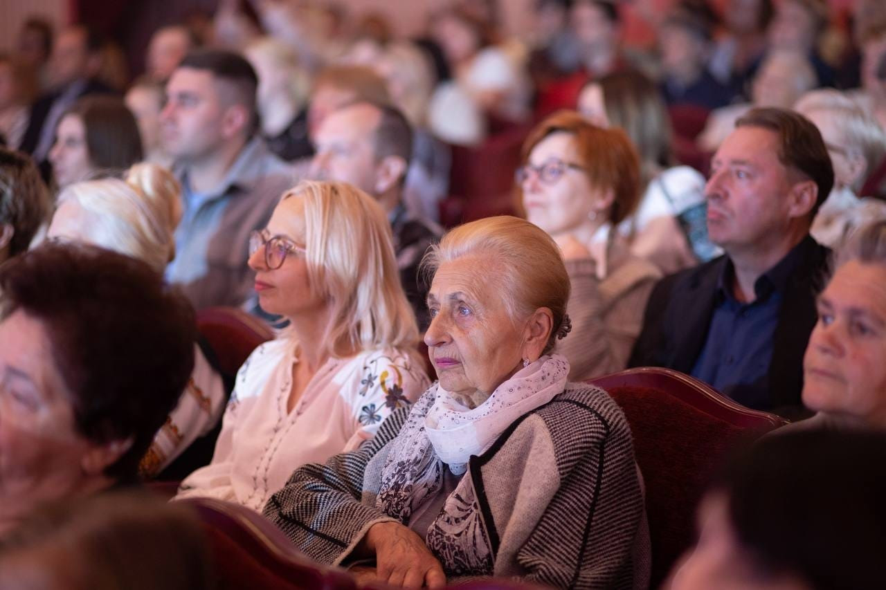 сила матері